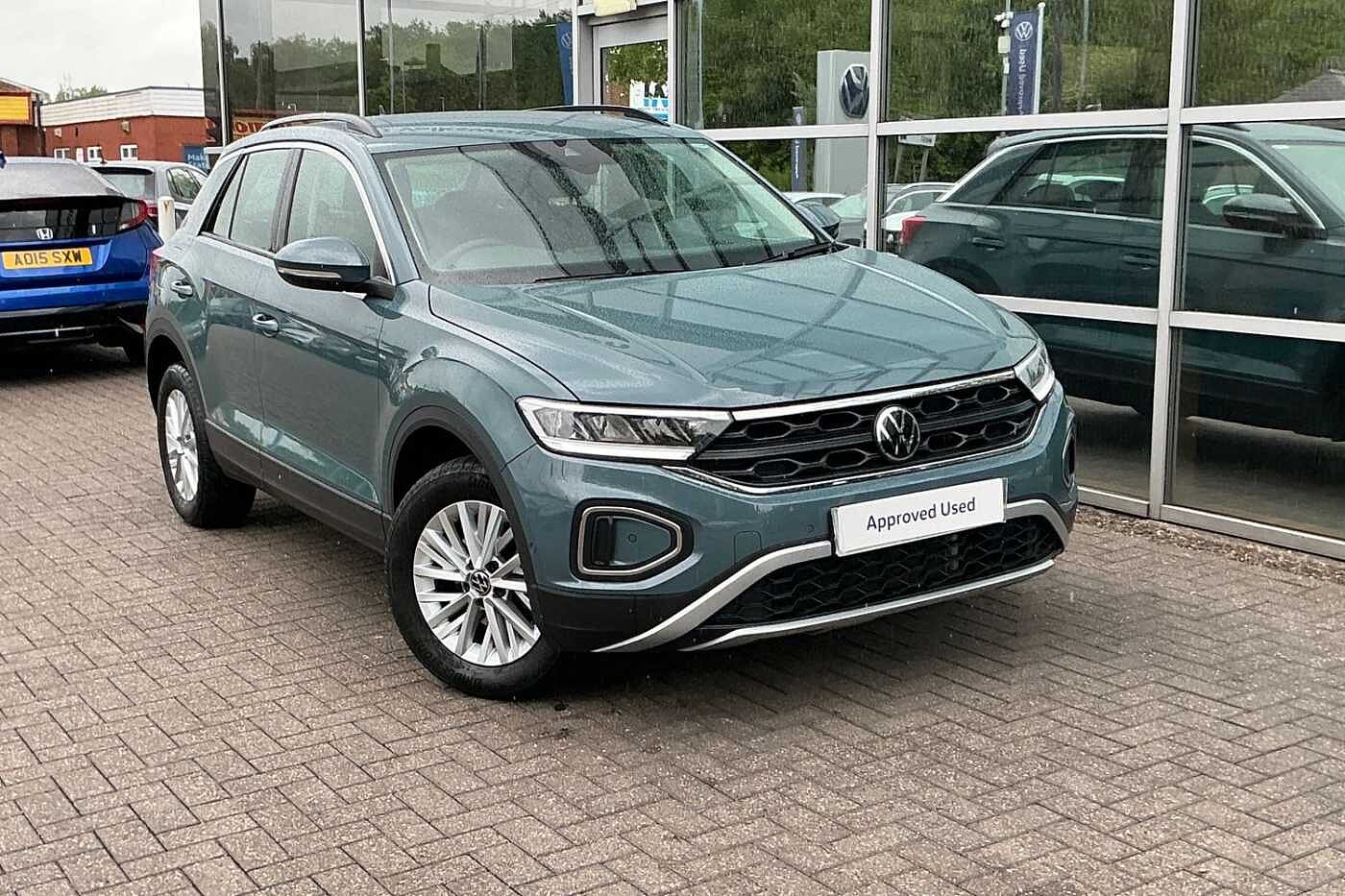 Volkswagen T-Roc 1.5 TSI Life SUV 5dr Petrol Manual Euro 6 (s/s) (150 ps)