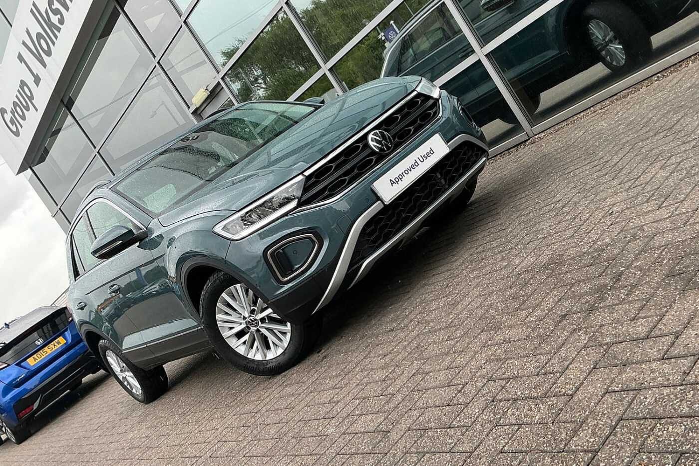 Volkswagen T-Roc 1.5 TSI Life SUV 5dr Petrol Manual Euro 6 (s/s) (150 ps)