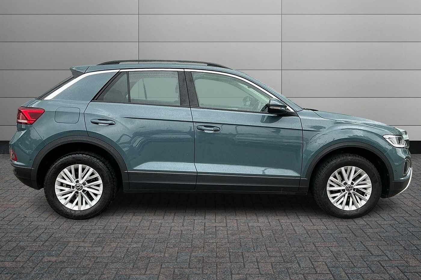 Volkswagen T-Roc 1.5 TSI Life SUV 5dr Petrol Manual Euro 6 (s/s) (150 ps)